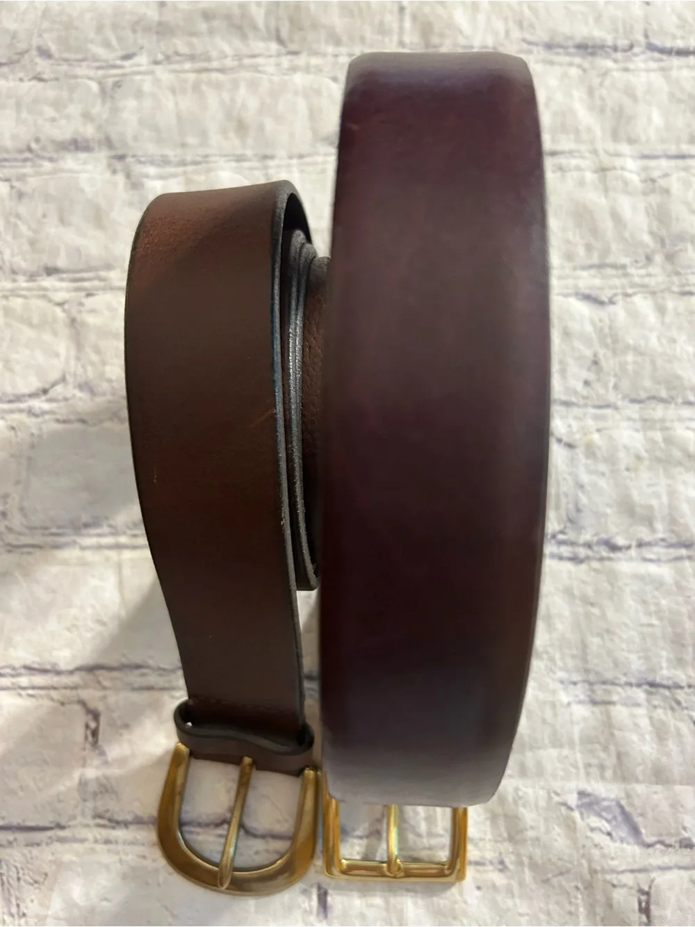 EDDIE BAUER VTG BROWN GOLD TONE BUCKLE XL & BROWN LEATHER GOLD TONE BUCKLE 42